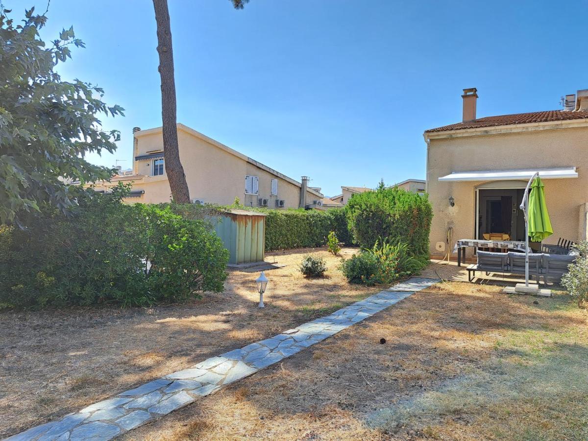 Mini Villa Jardin 50 M Plage Borgo  Luaran gambar
