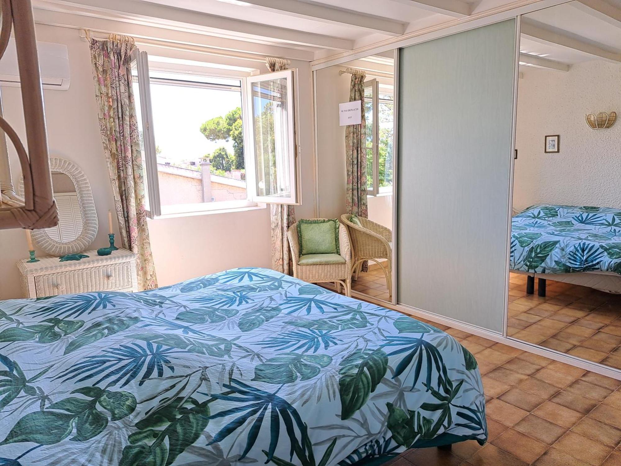 Mini Villa Jardin 50 M Plage Borgo  Luaran gambar